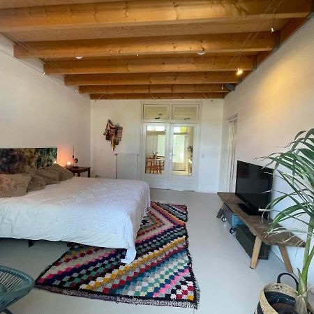Studio Bliss Bed and Breakfast Oud-Gastel Exteriör bild