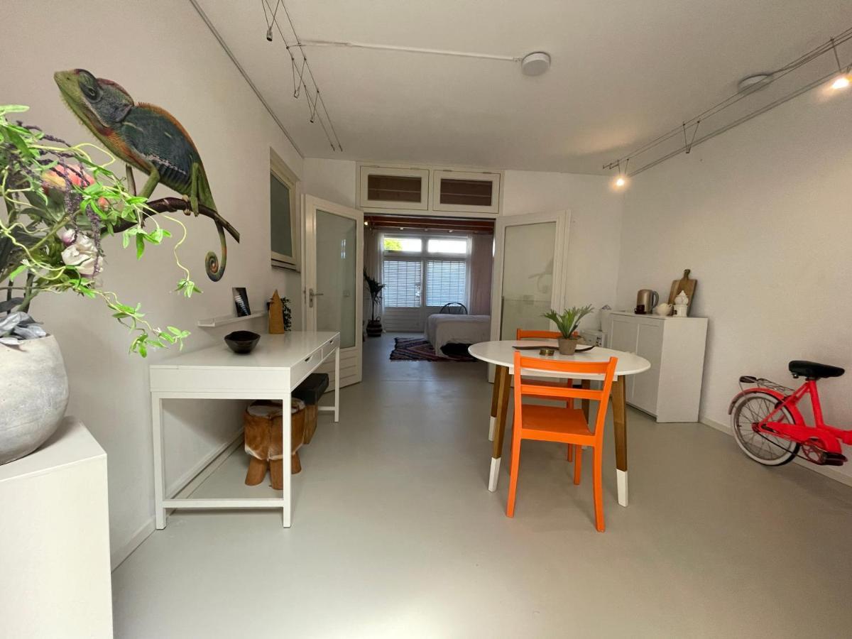 Studio Bliss Bed and Breakfast Oud-Gastel Exteriör bild